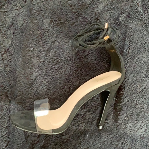 Pretty little thing High Heels - Picture 4 of 5